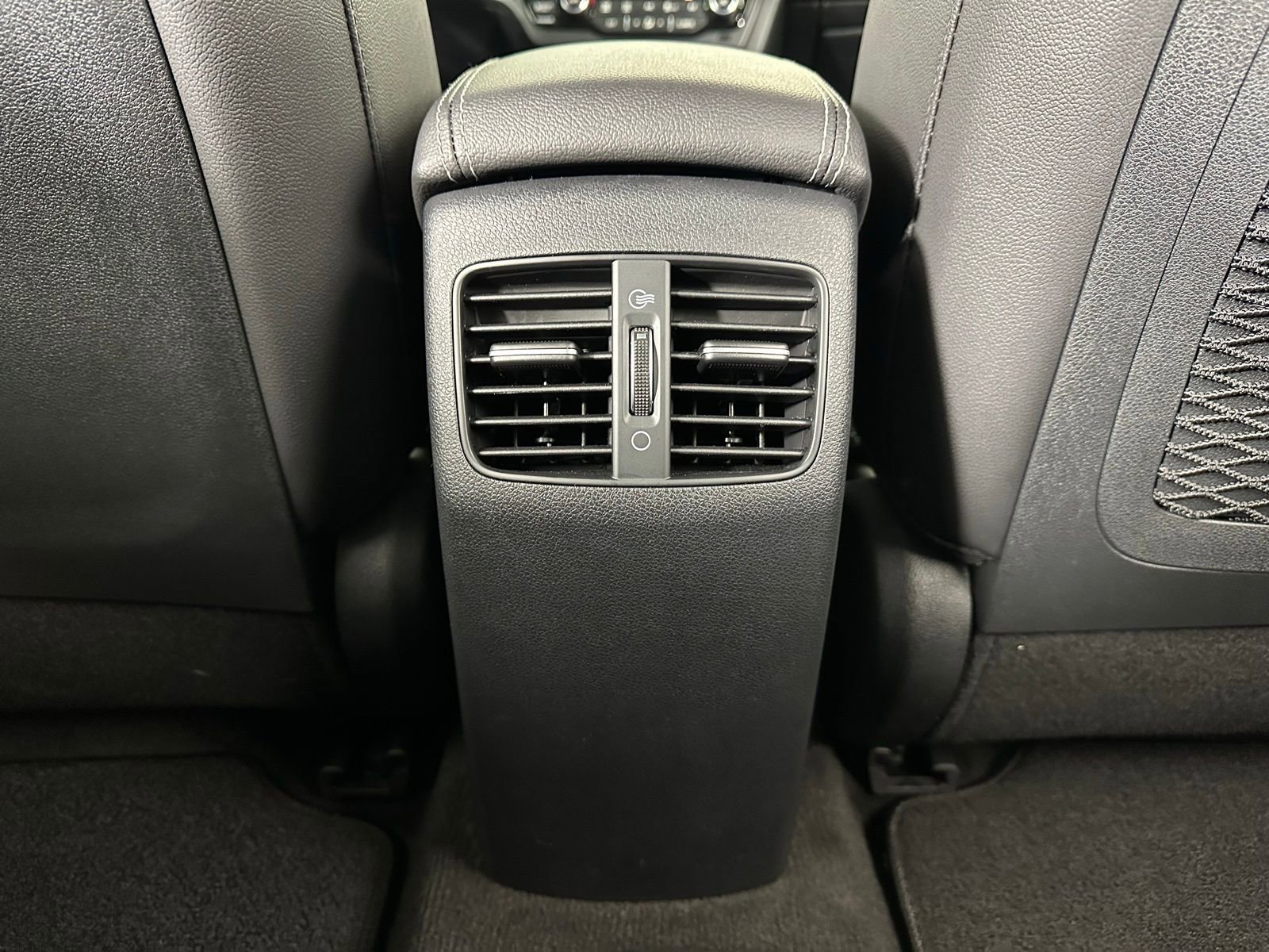 Used 2022 Kia Niro EX w/ Cold Weather Package image 34