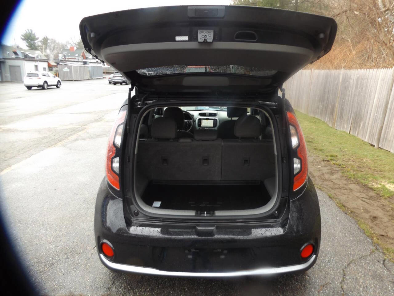 Used 2016 Kia Soul EV FWD image 9