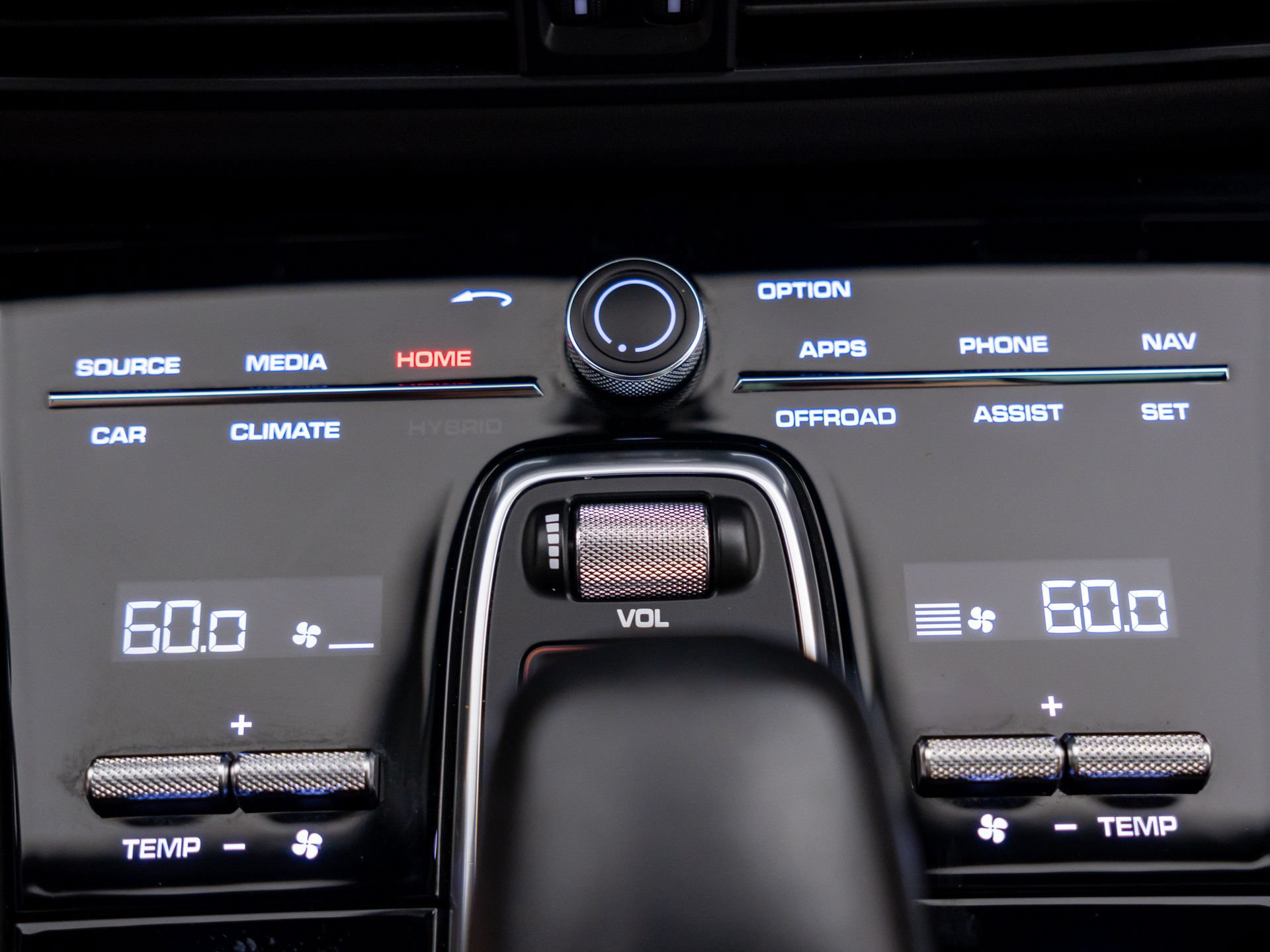 Certified 2023 Porsche Cayenne GTS AWD/4WD image 25