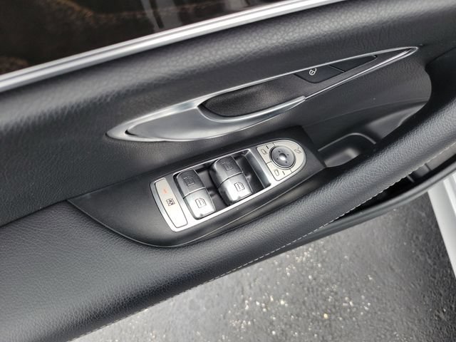 Used 2019 Mercedes-Benz E 300 image 18