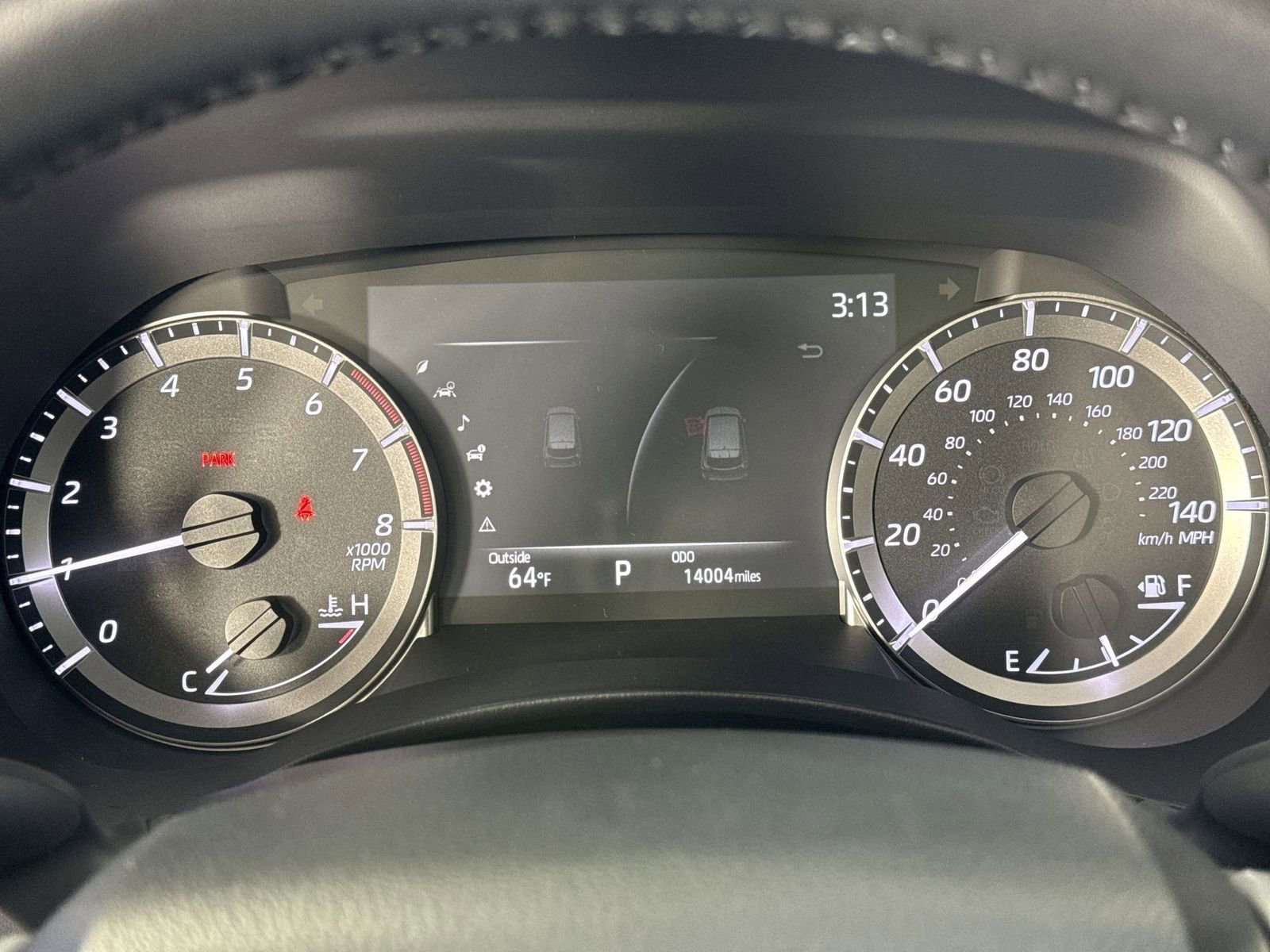 Used 2024 Toyota Highlander XLE AWD/4WD image 17