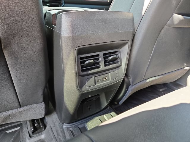 Used 2025 Chevrolet Colorado Z71 w/ Z71 Convenience Package 2 AWD/4WD image 30