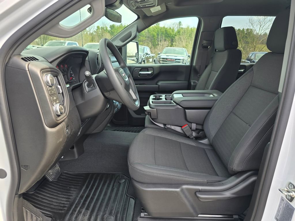 New 2026 GMC Sierra 2500 Pro image 4