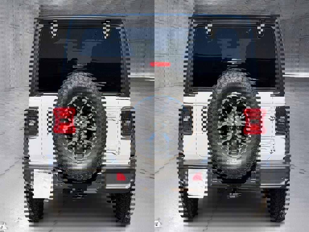 Used 2025 Jeep Wrangler Sport S image 6