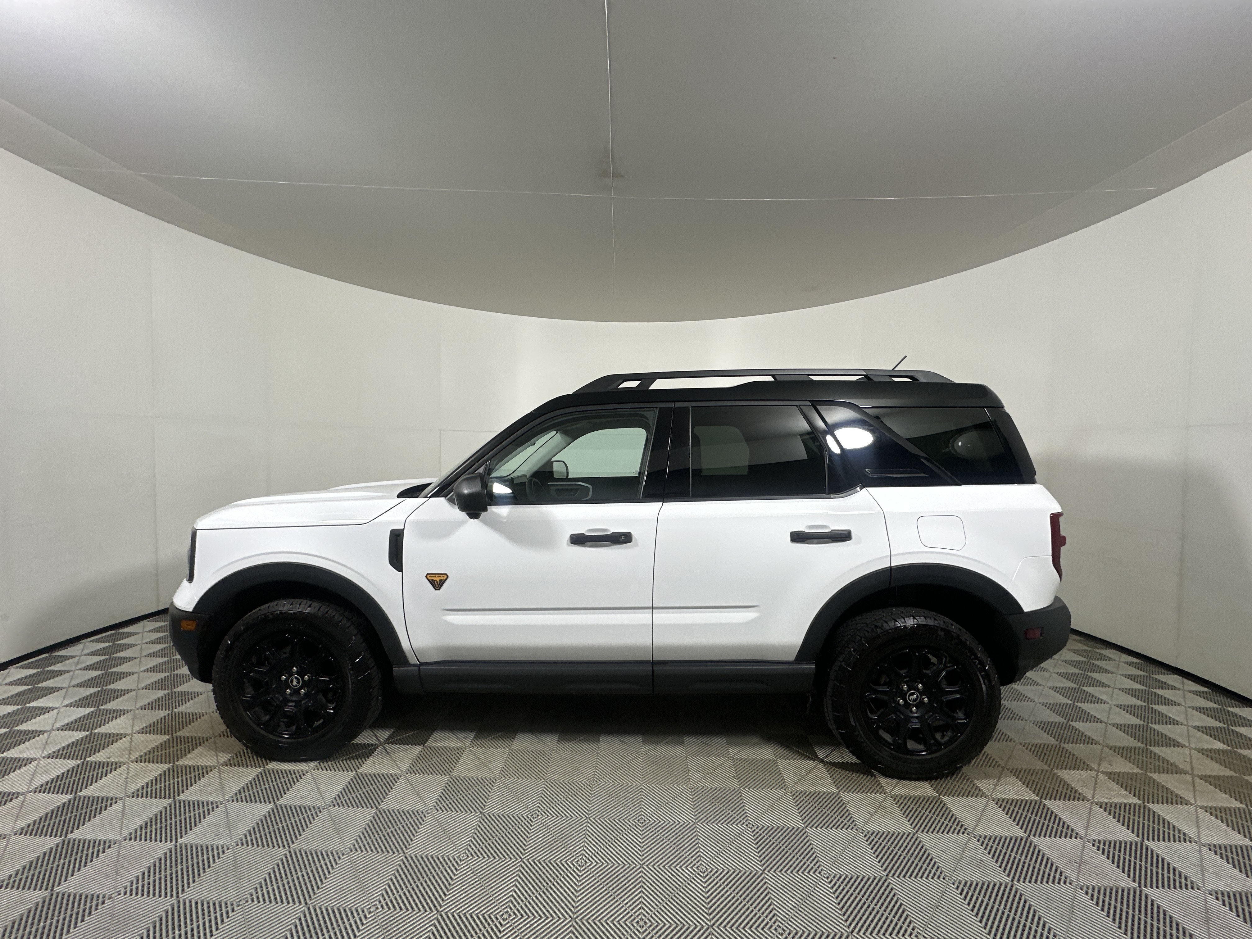Used 2025 Ford Bronco Sport Badlands w/ Badlands Tech Package AWD/4WD image 4