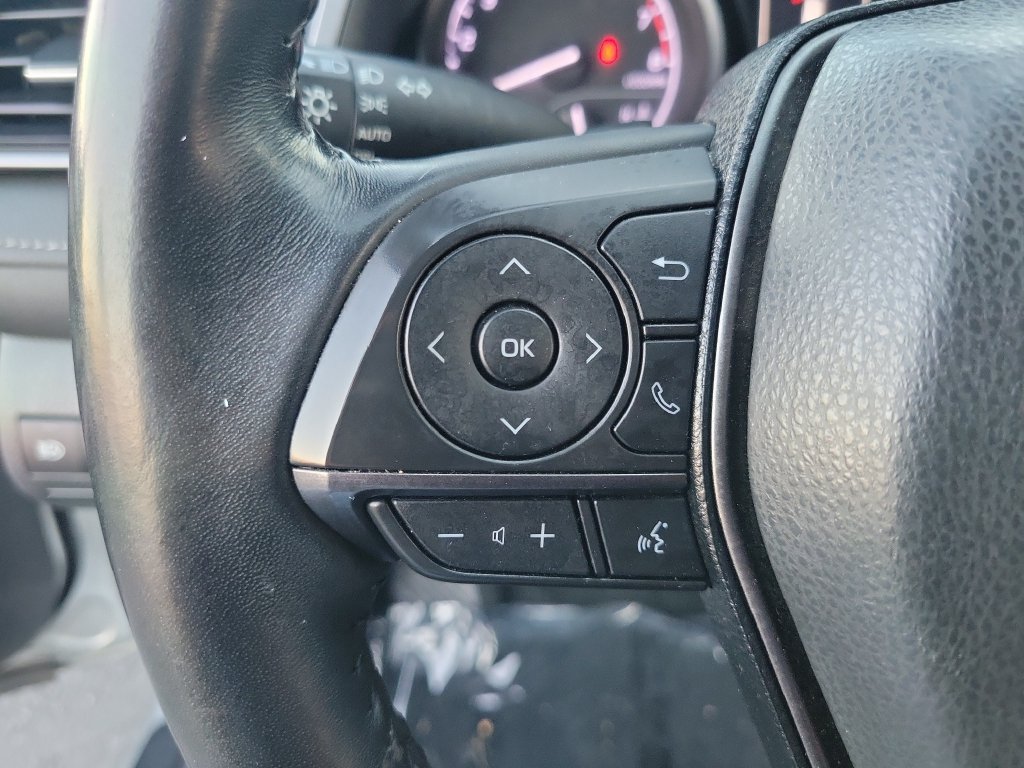 Used 2022 Toyota Camry SE w/ Carpet Mat Package (TMS) FWD image 23