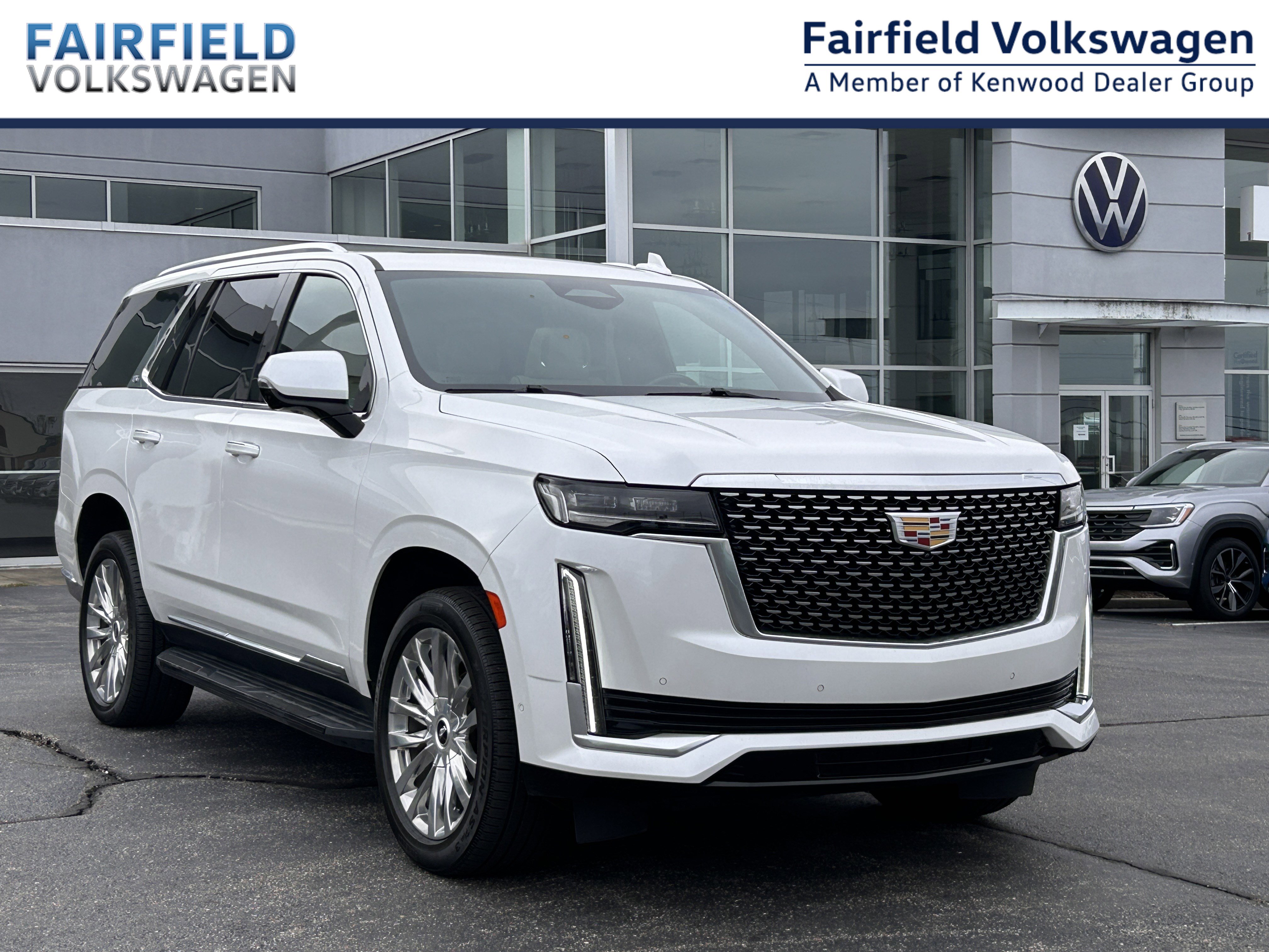 Used 2021 Cadillac Escalade Premium Luxury image 1