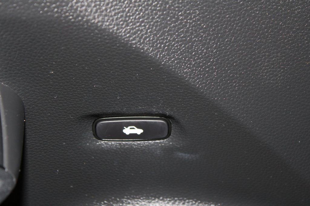 Used 2023 Honda Civic LX image 10