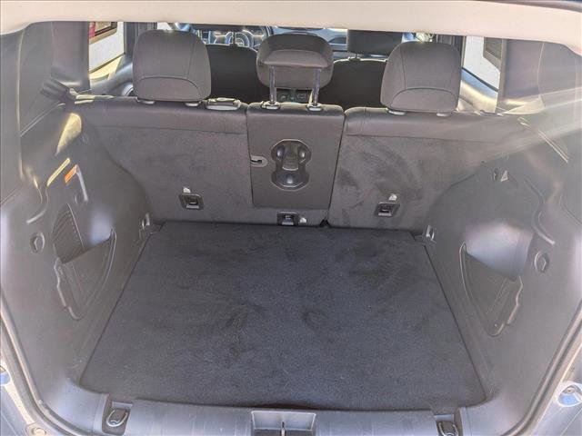 Used 2022 Jeep Renegade Latitude w/ Convenience Group image 19