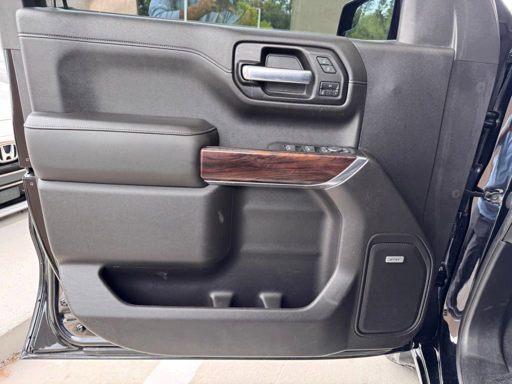 Used 2020 GMC Sierra 1500 SLT w/ SLT Convenience Package RWD image 16
