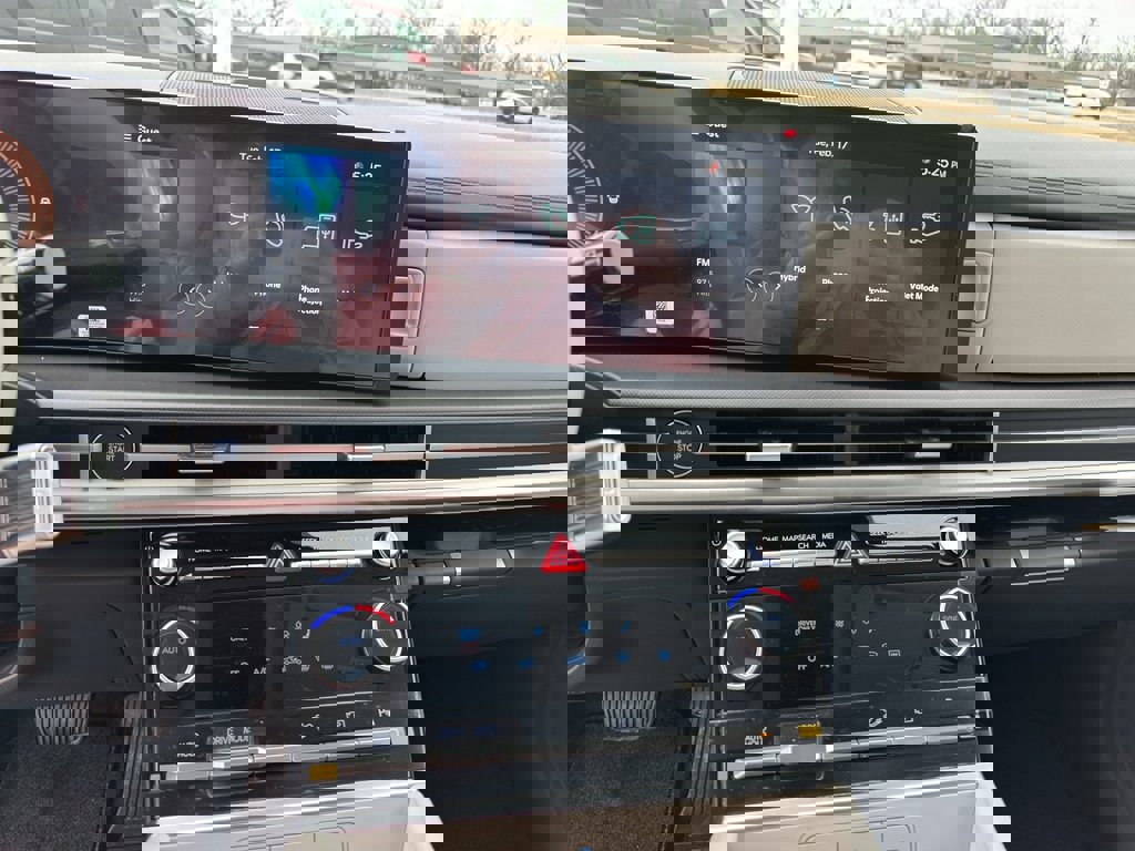 New 2026 Hyundai Santa Fe SE image 18