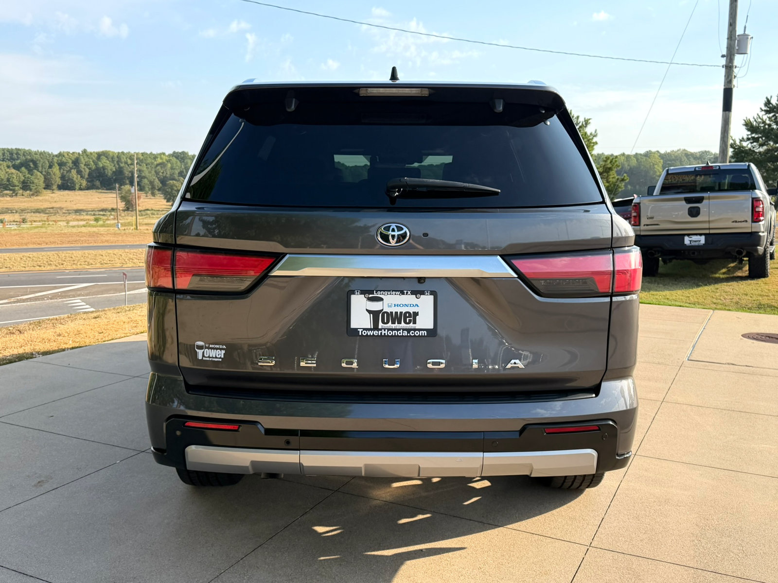 Used 2023 Toyota Sequoia Capstone AWD/4WD image 5