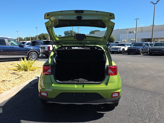 Certified 2024 Hyundai Venue SEL FWD image 21