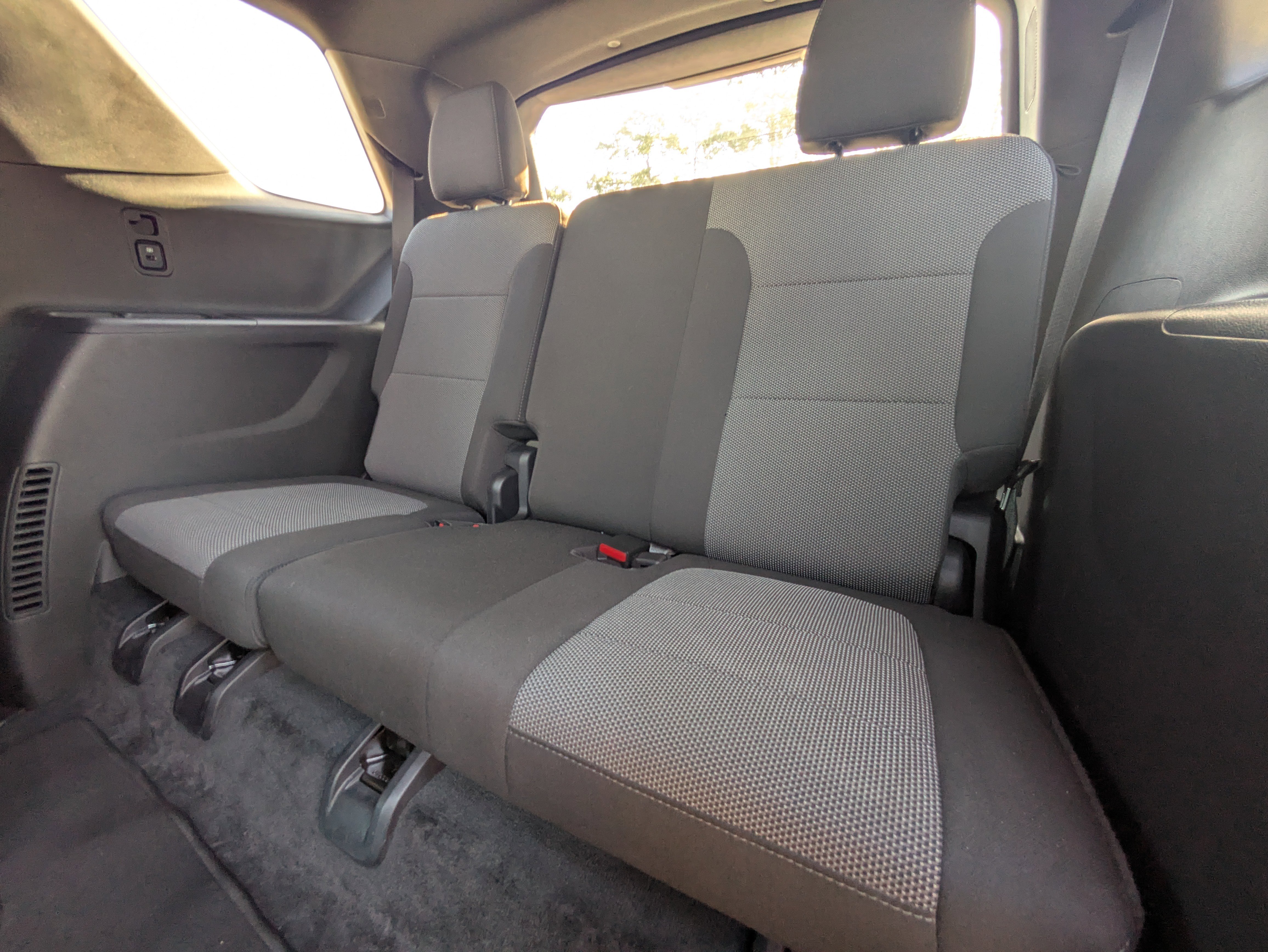 Used 2023 Chevrolet Traverse LT FWD image 9
