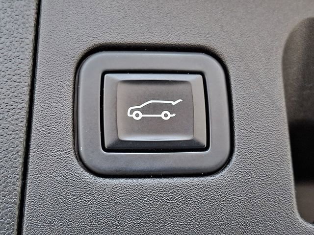 Used 2023 Cadillac XT5 Premium Luxury w/ LPO, Floor Liner Package image 30