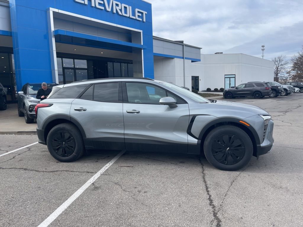New 2026 Chevrolet Blazer EV LT image 2