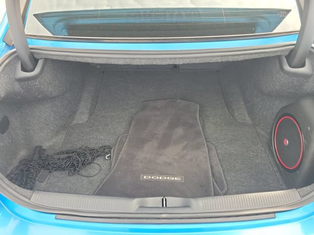 Used 2015 Dodge Charger R/T RWD image 9