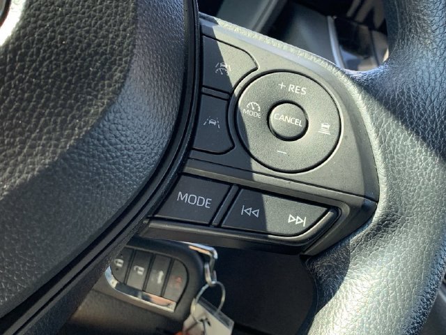 Used 2026 Toyota Corolla LE FWD image 23