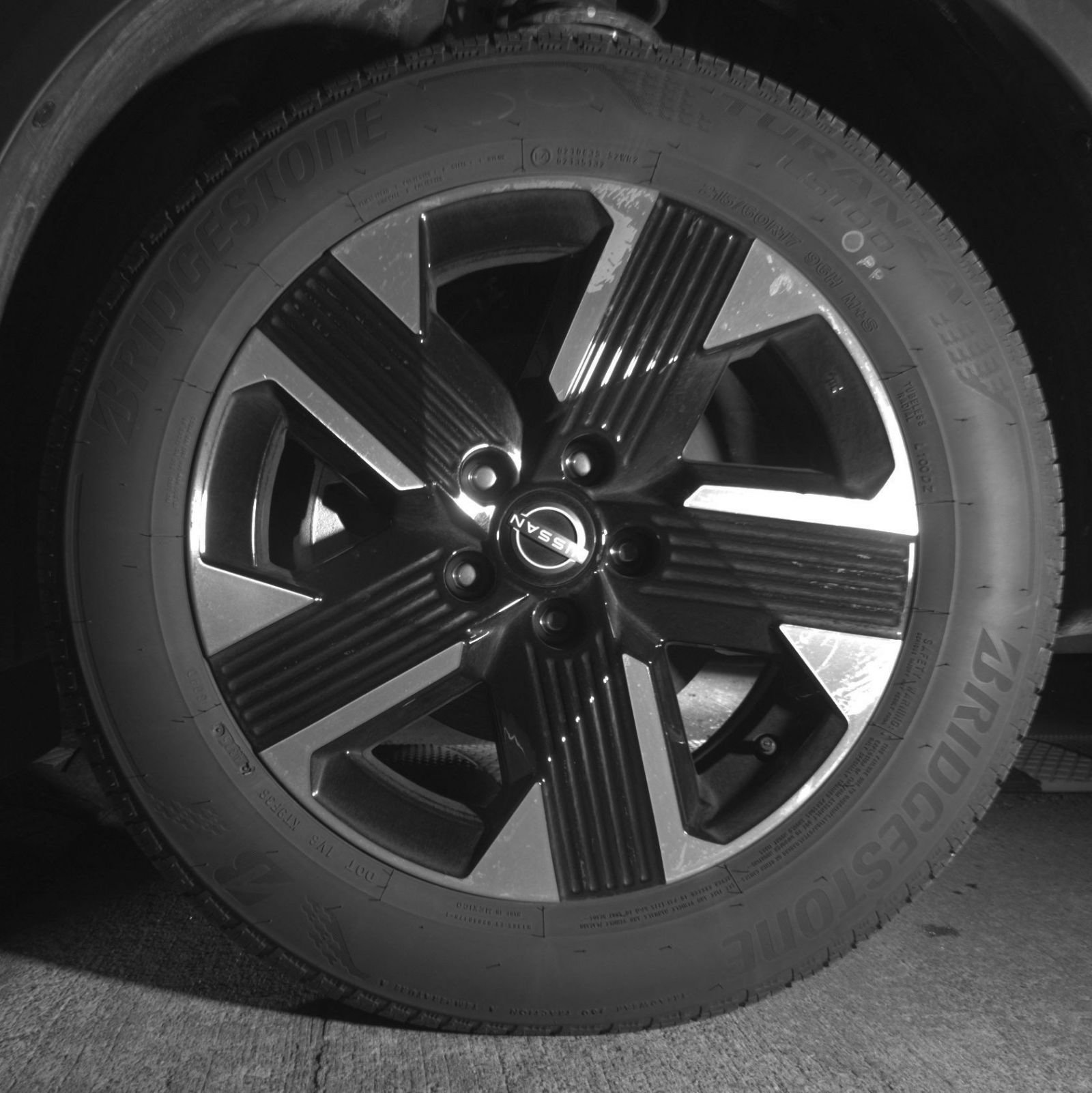 Used 2026 Nissan Kicks SV w/ Cold Weather Package AWD/4WD image 15