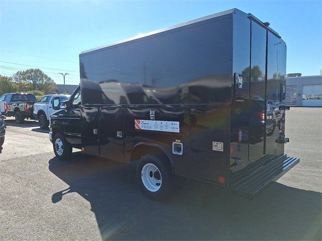 New 2025 Ford E-350 and Econoline 350 Super Duty w/ Interior Upgrade Package image 6