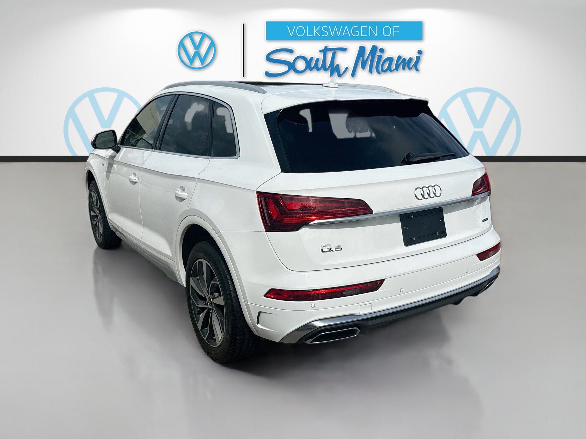 Used 2023 Audi Q5 2.0T Premium Plus AWD/4WD image 5