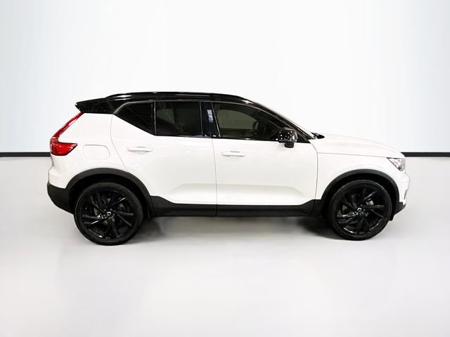 Used 2021 Volvo XC40 T5 R-Design w/ Climate Package image 5