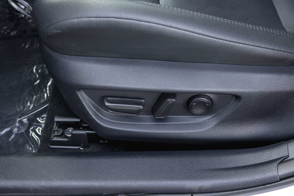 Certified 2025 Toyota Camry XSE AWD/4WD image 12