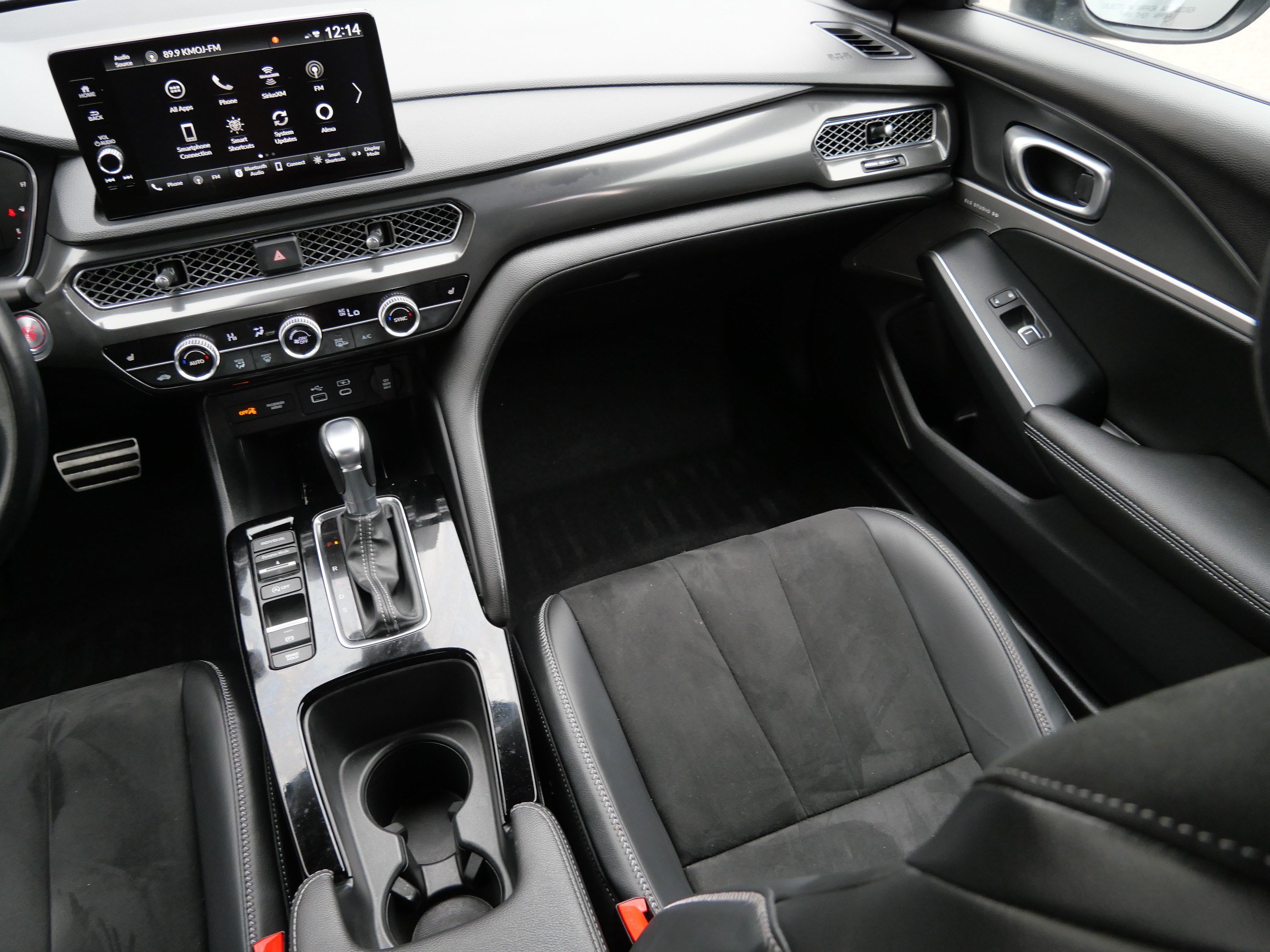 Used 2024 Acura Integra A-Spec w/ Technology Package FWD image 11