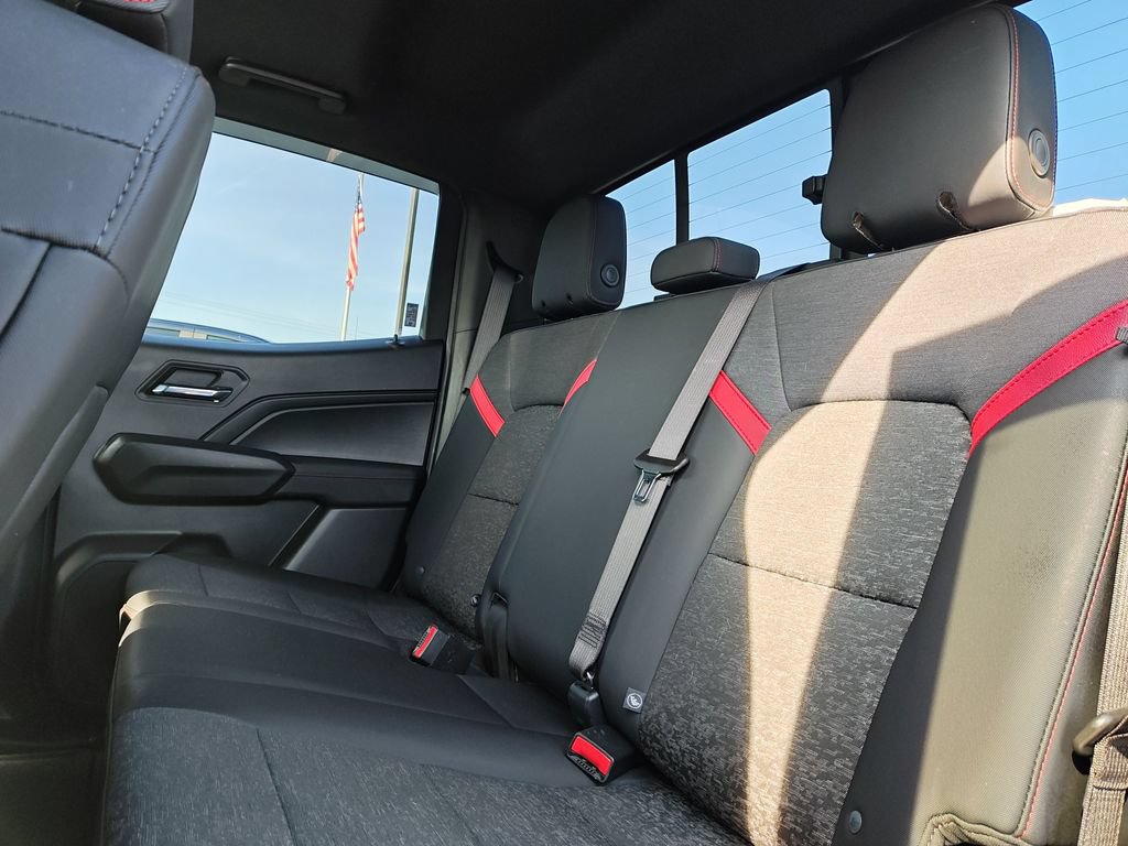 Used 2023 Chevrolet Colorado Z71 w/ Z71 Convenience Package 2 AWD/4WD image 14