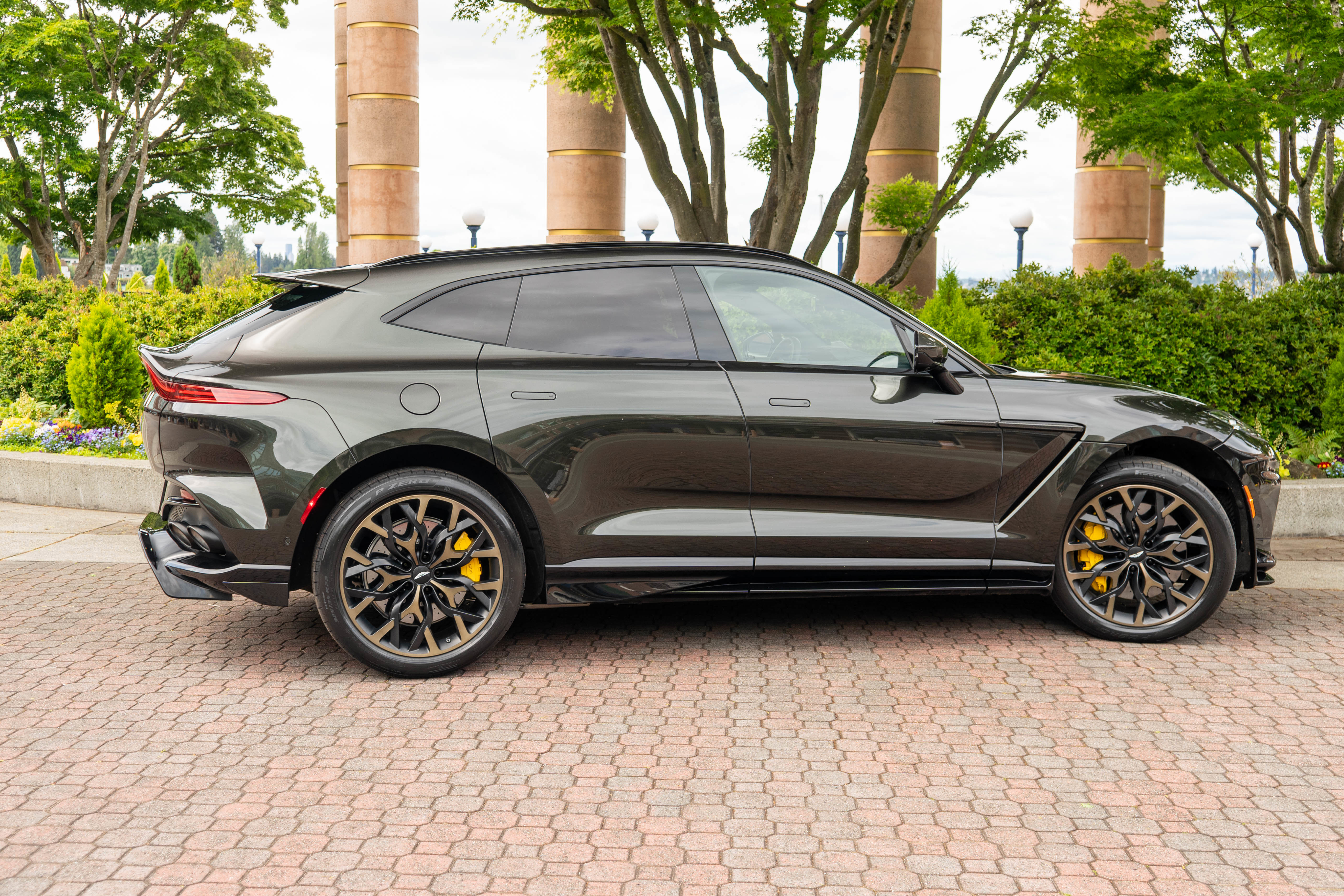 Used 2023 Aston Martin DBX 707 AWD/4WD image 46