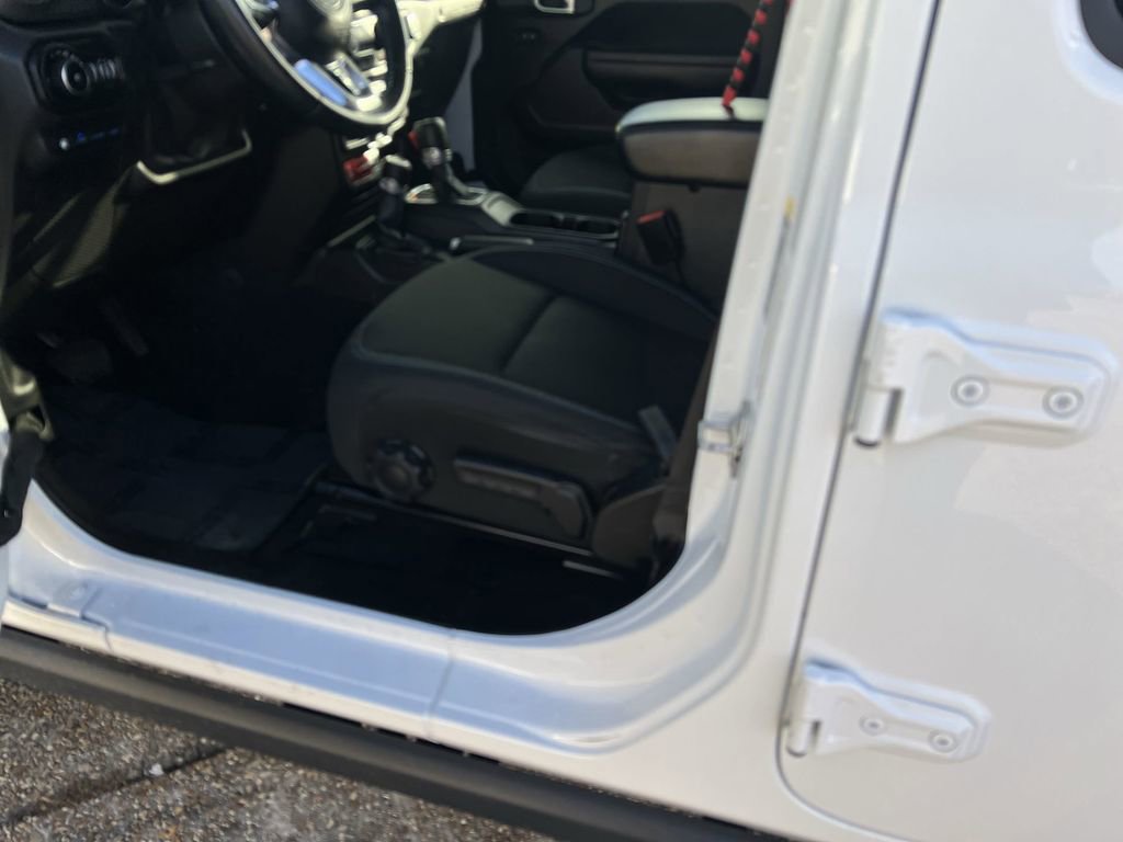 Used 2021 Jeep Wrangler Unlimited Rubicon 4xe image 12