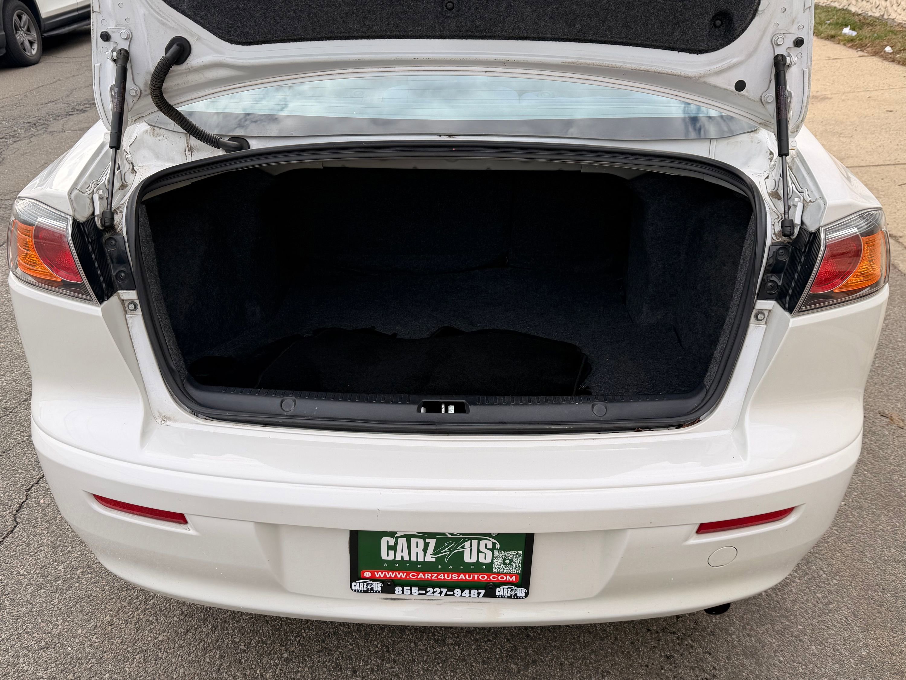 Used 2017 Mitsubishi Lancer ES image 14