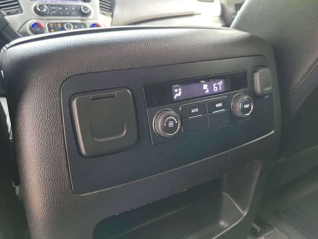 Used 2017 GMC Yukon SLE w/ SLE Value Package RWD image 12