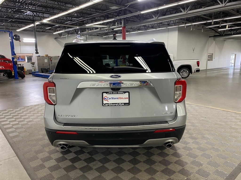 Used 2023 Ford Explorer Limited image 10