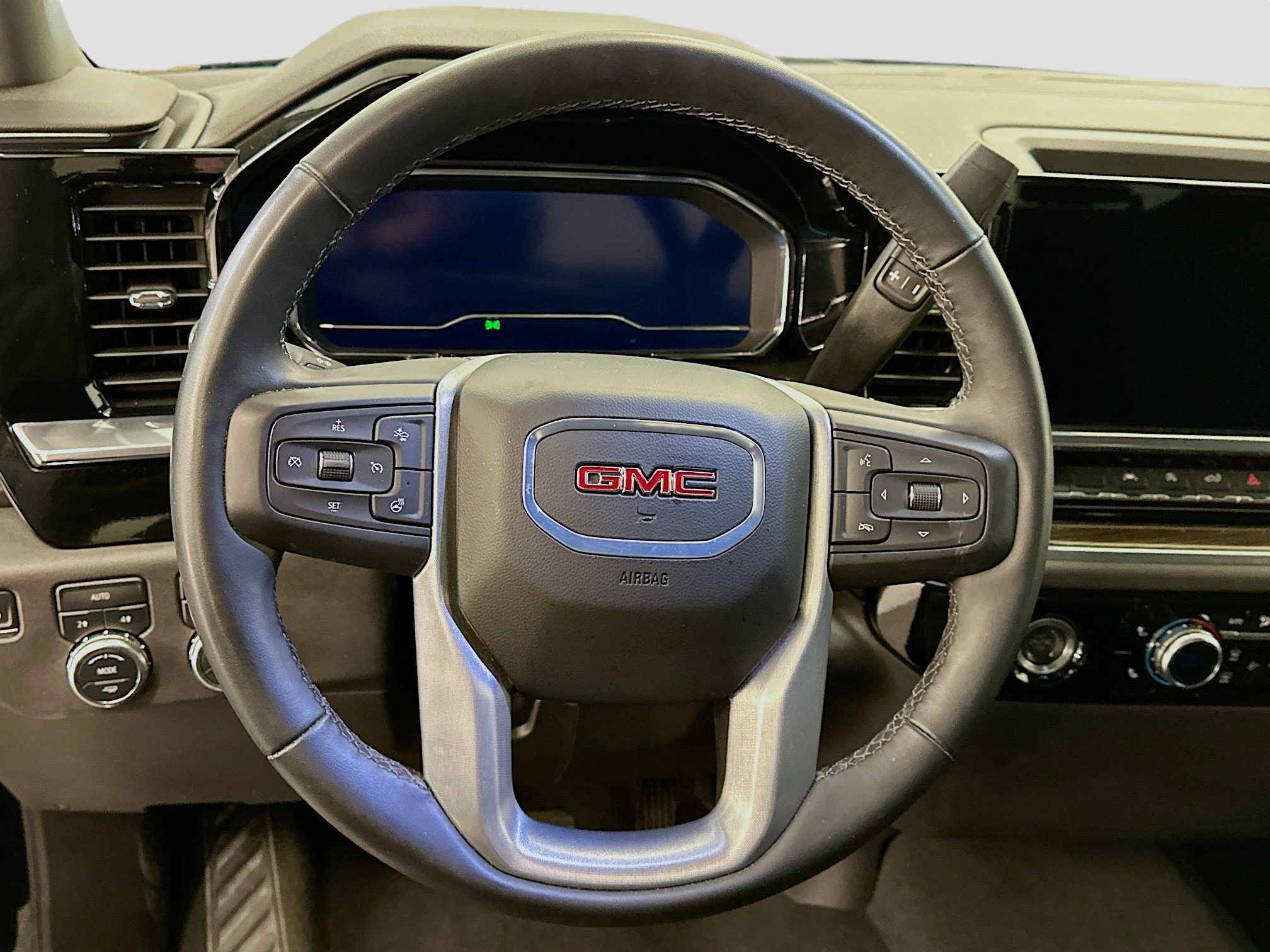 Used 2024 GMC Sierra 1500 Elevation image 18