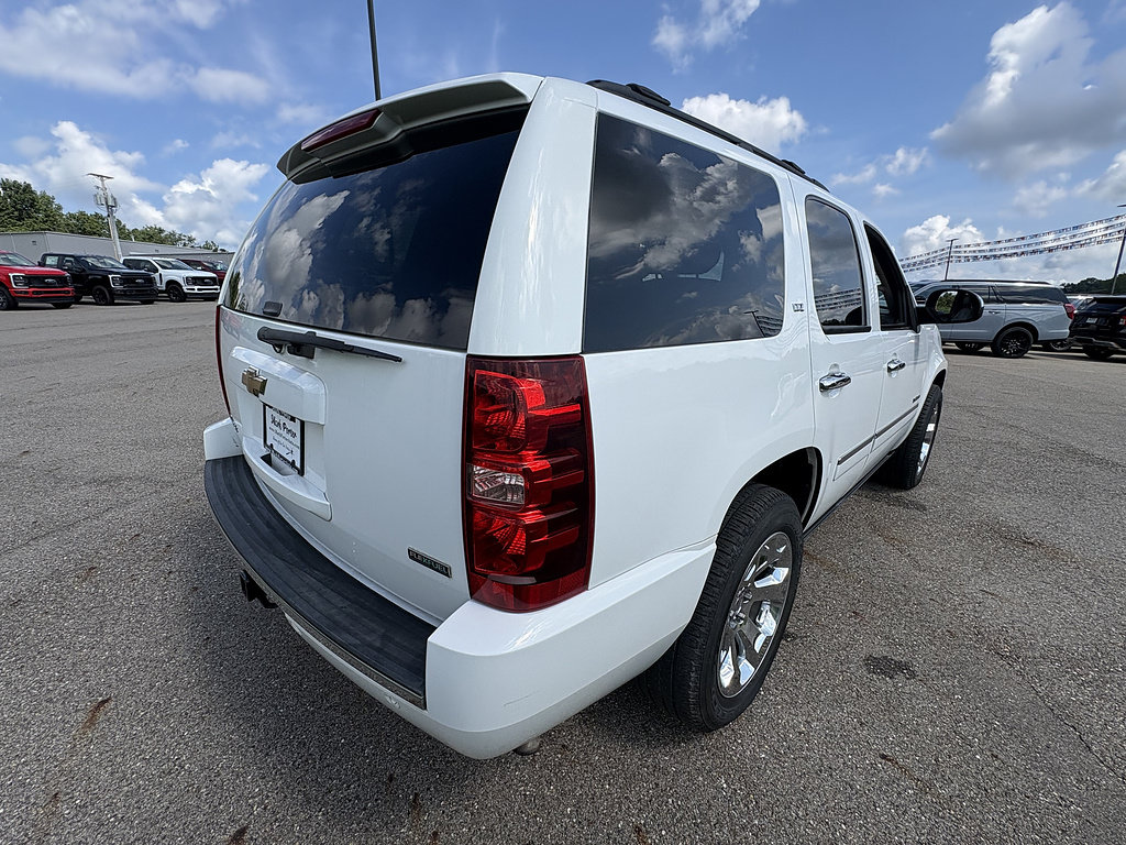 Used 2010 Chevrolet Tahoe LTZ RWD image 5