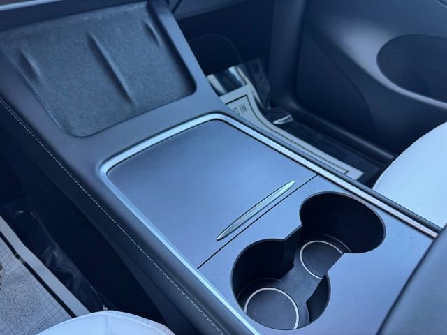 Used 2023 Tesla Model Y Long Range image 24