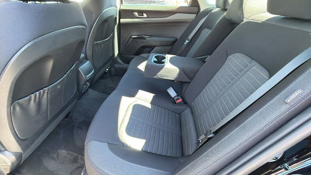 Used 2025 Kia K5 LXS image 16
