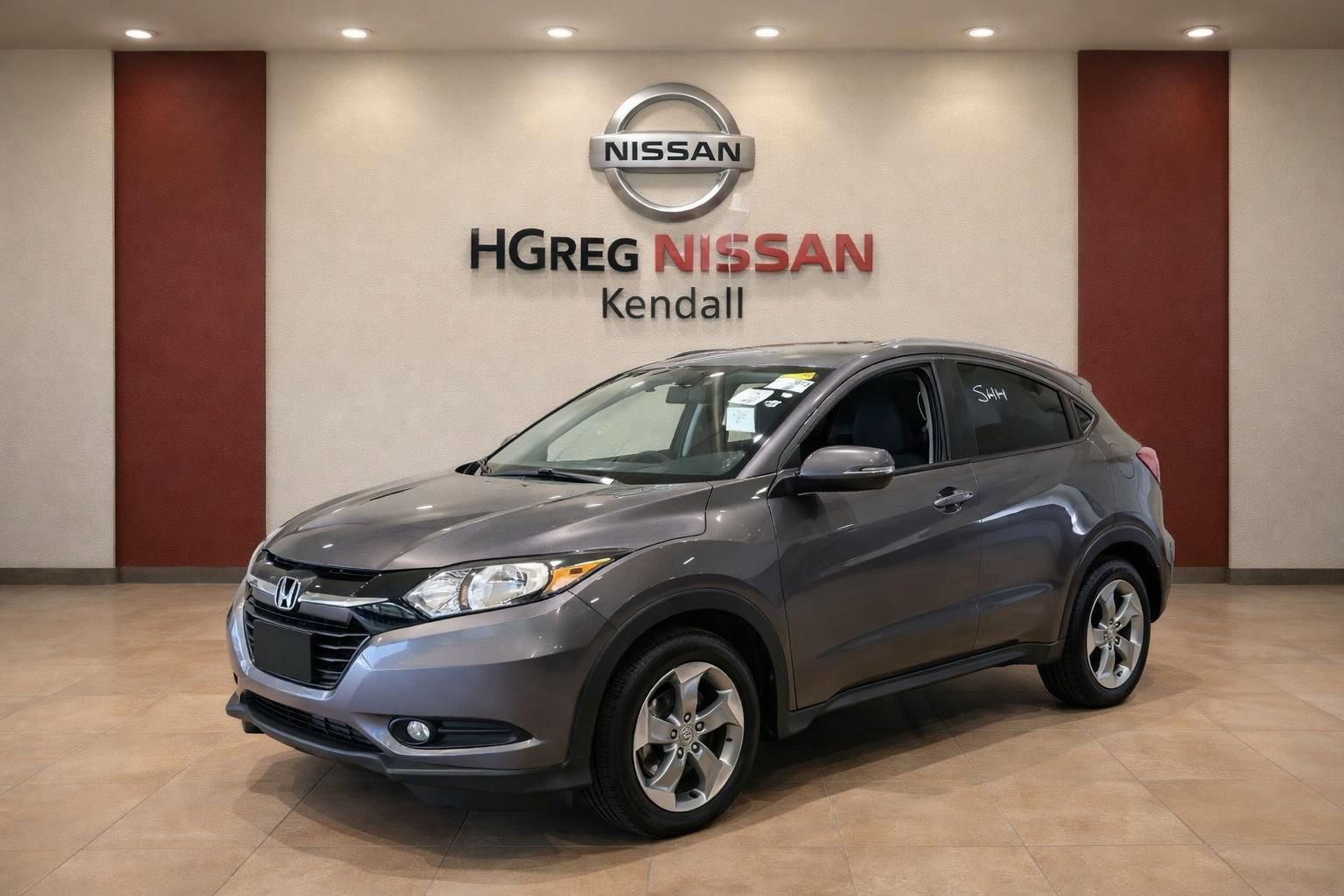 Used 2017 Honda HR-V EX image 3