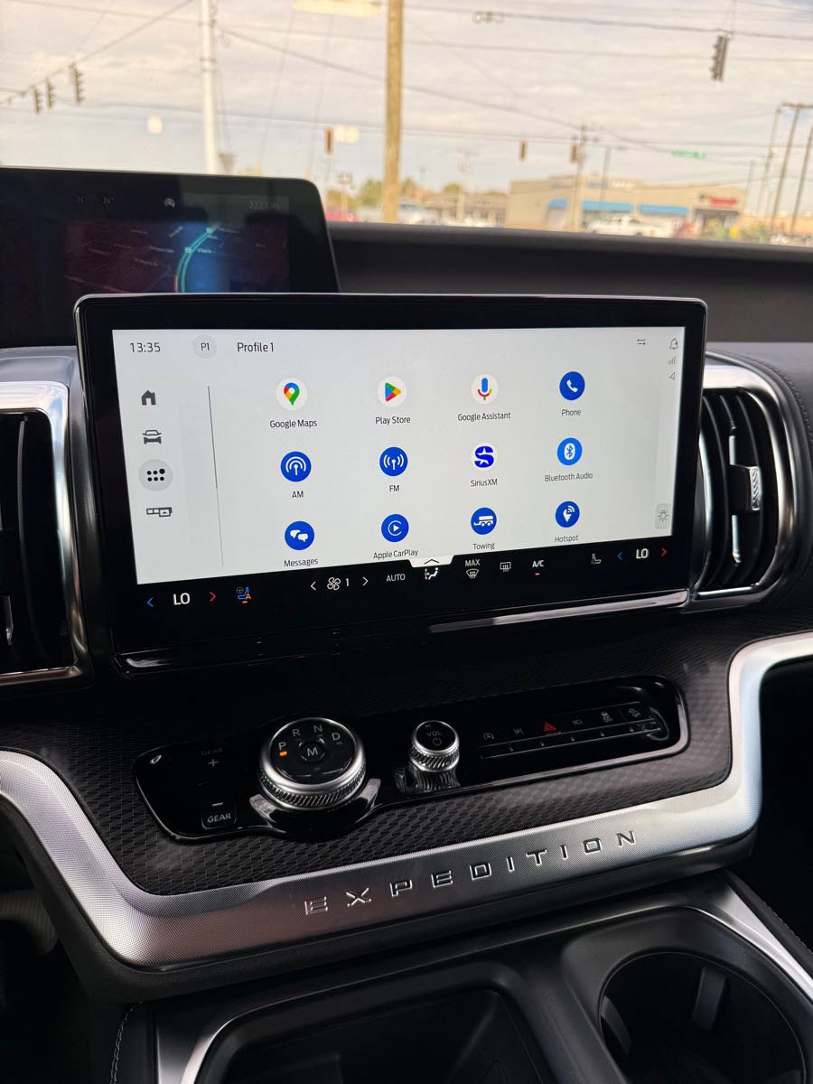 New 2025 Ford Expedition Max Platinum image 21