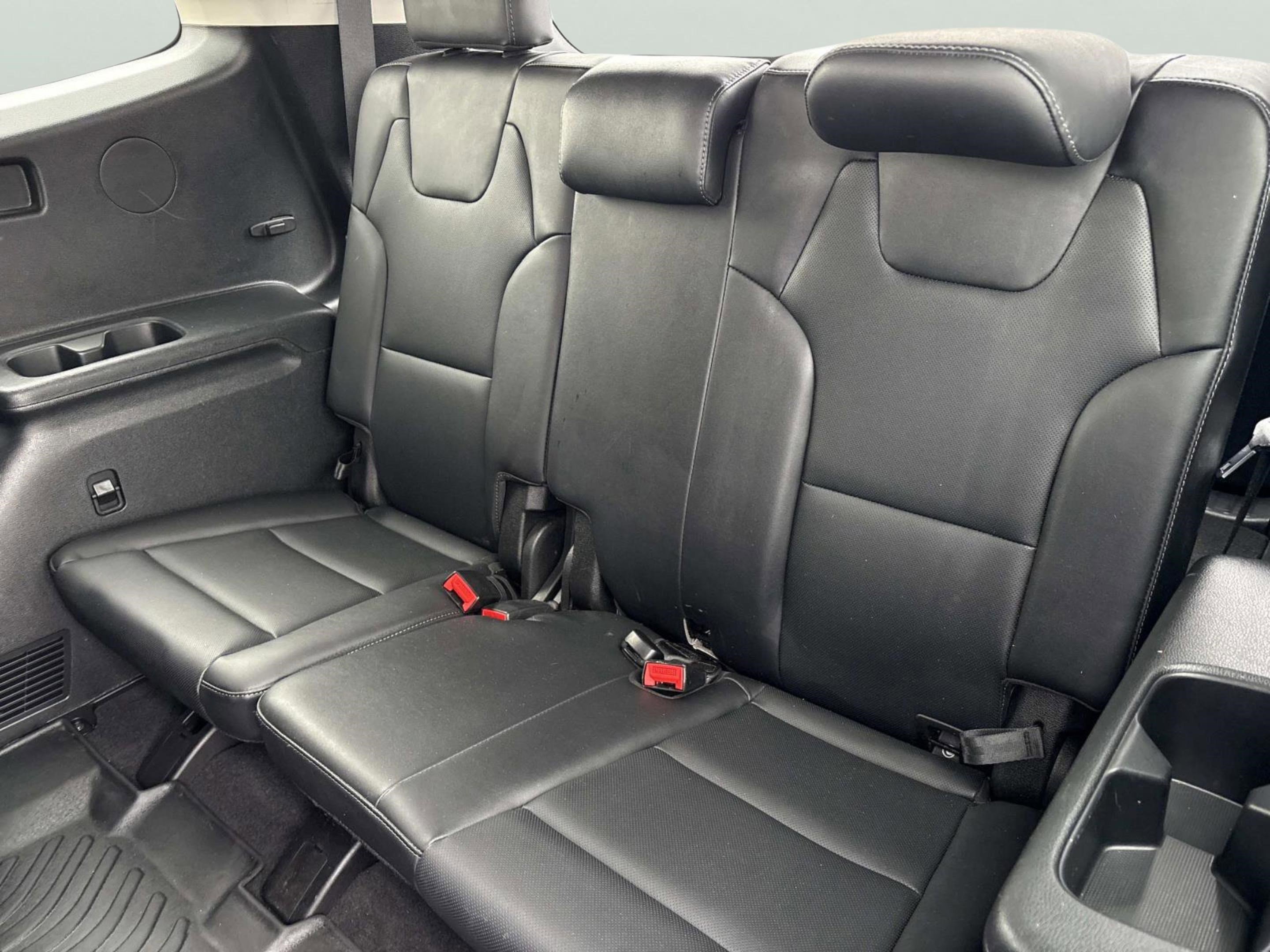 Used 2023 Kia Telluride LX image 18