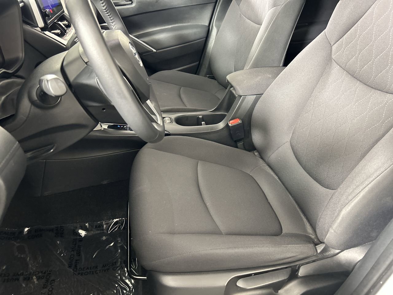 Used 2024 Toyota Corolla Cross LE image 20