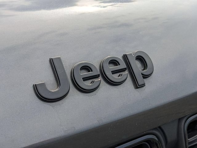 Certified 2024 Jeep Grand Cherokee Altitude AWD/4WD image 9