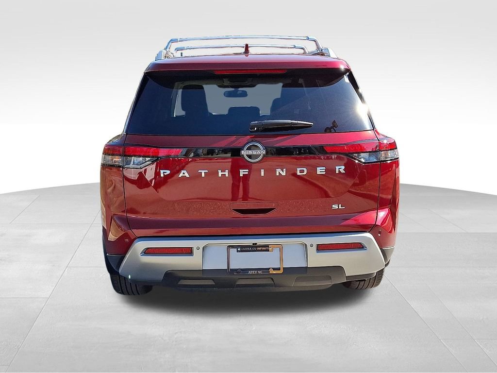Used 2022 Nissan Pathfinder SL image 5