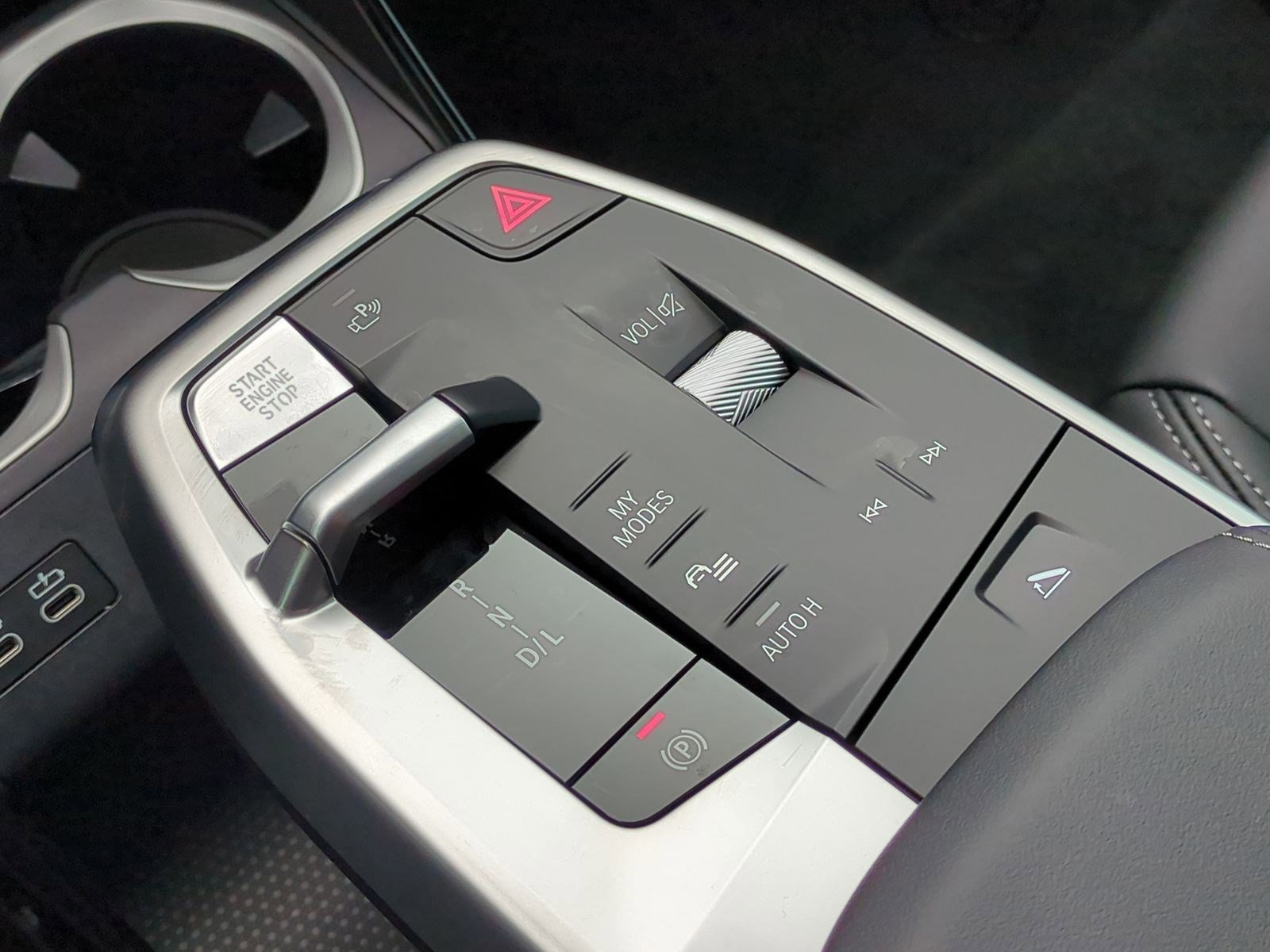 Certified 2025 BMW X1 xDrive28i w/ Premium Package image 23