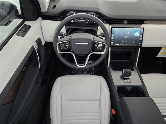 New 2025 Land Rover Discovery Sport S image 12