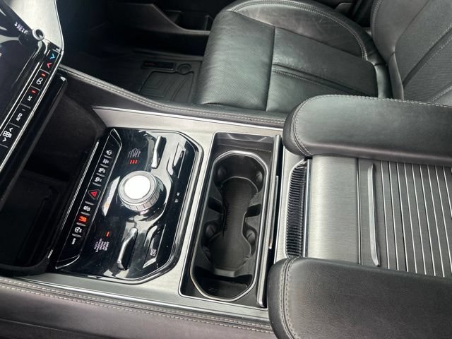 Used 2023 Dodge Charger SXT w/ Blacktop Package AWD/4WD image 53