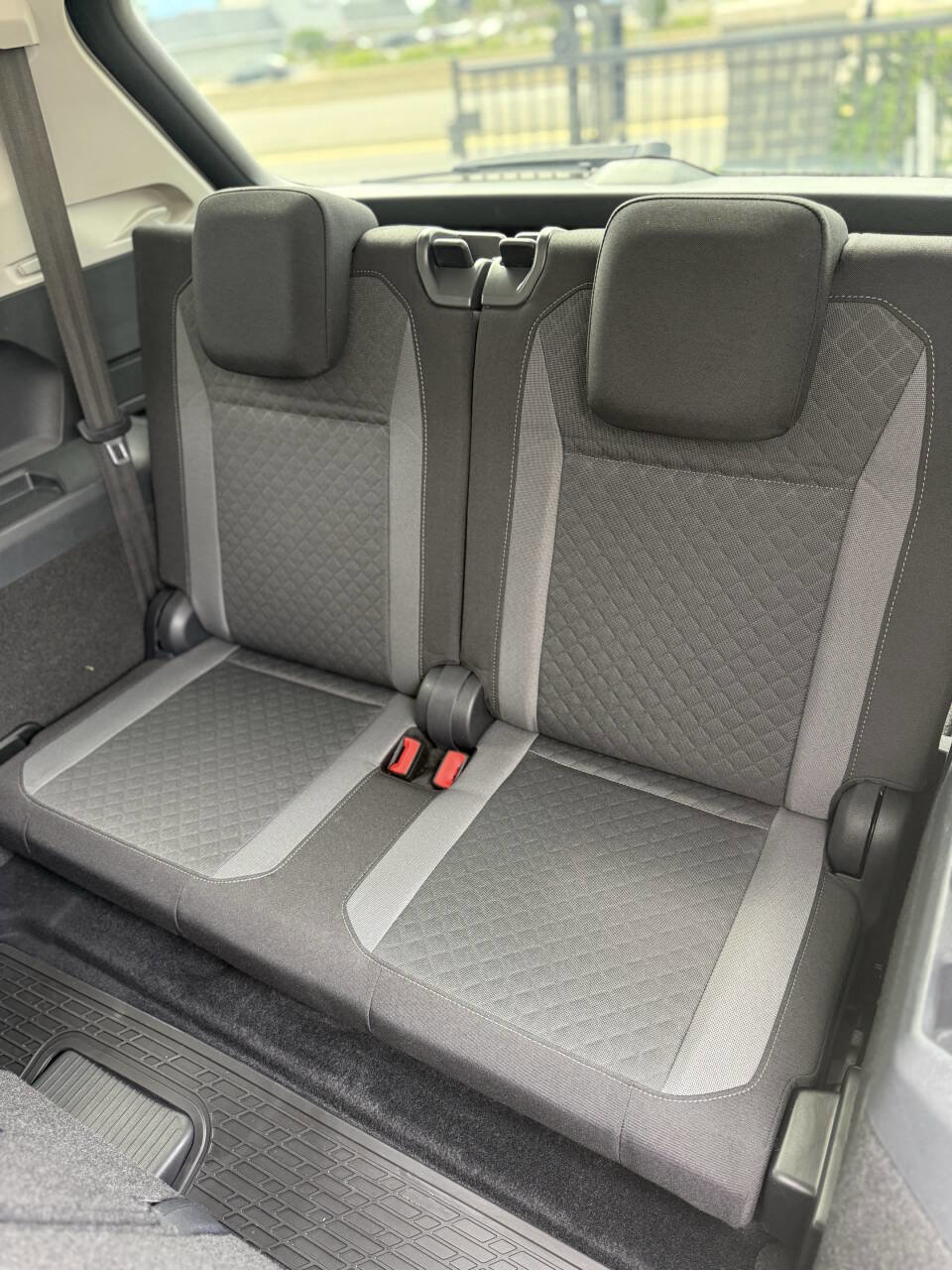 Used 2020 Volkswagen Tiguan S FWD image 11