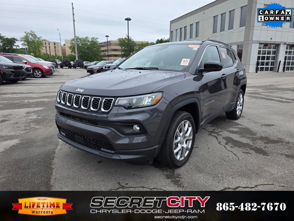 Used 2024 Jeep Compass Latitude