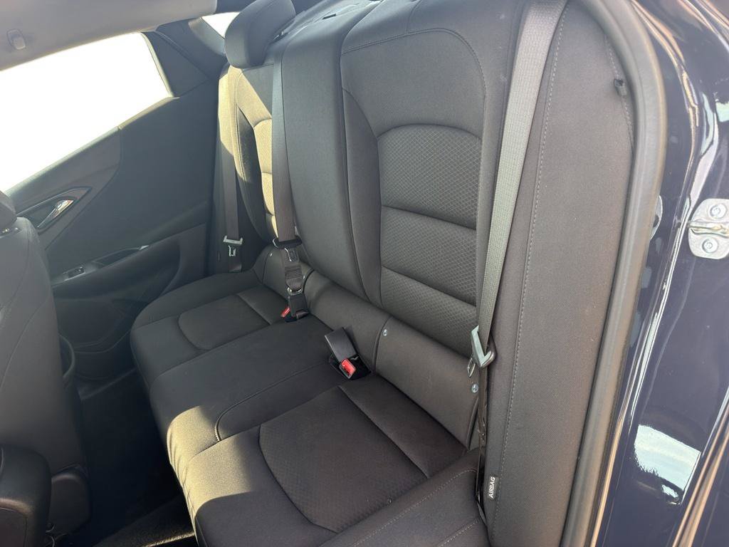 Used 2025 Chevrolet Malibu RS FWD image 7